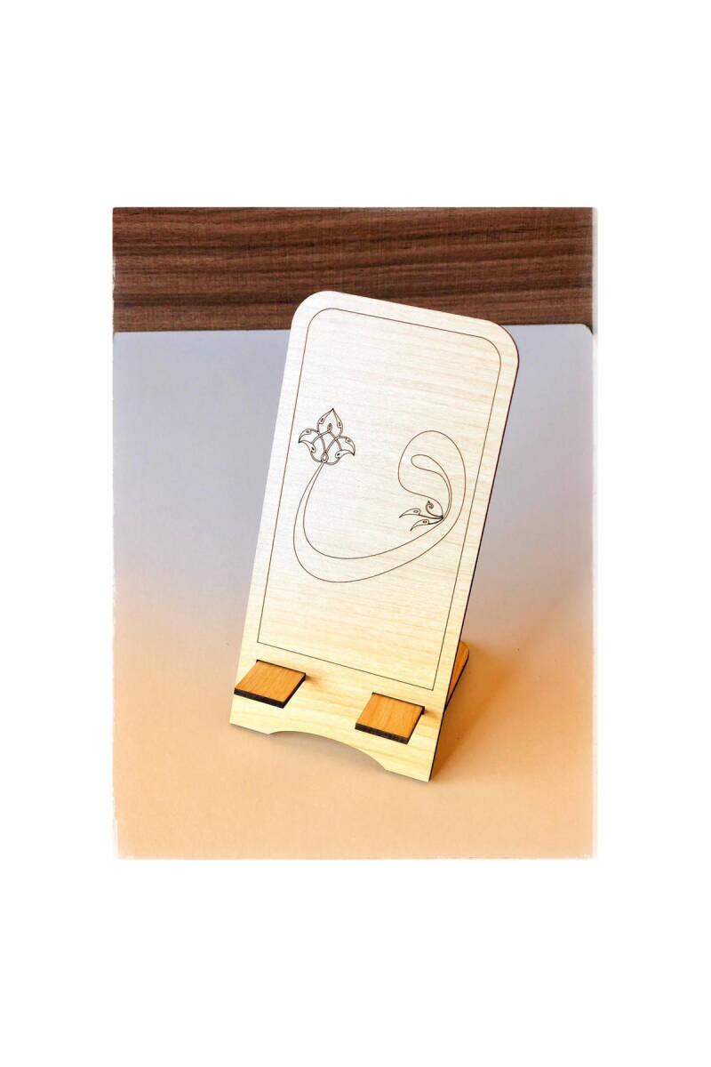 Ahşap Telefon Standı Vav Desenli - 1