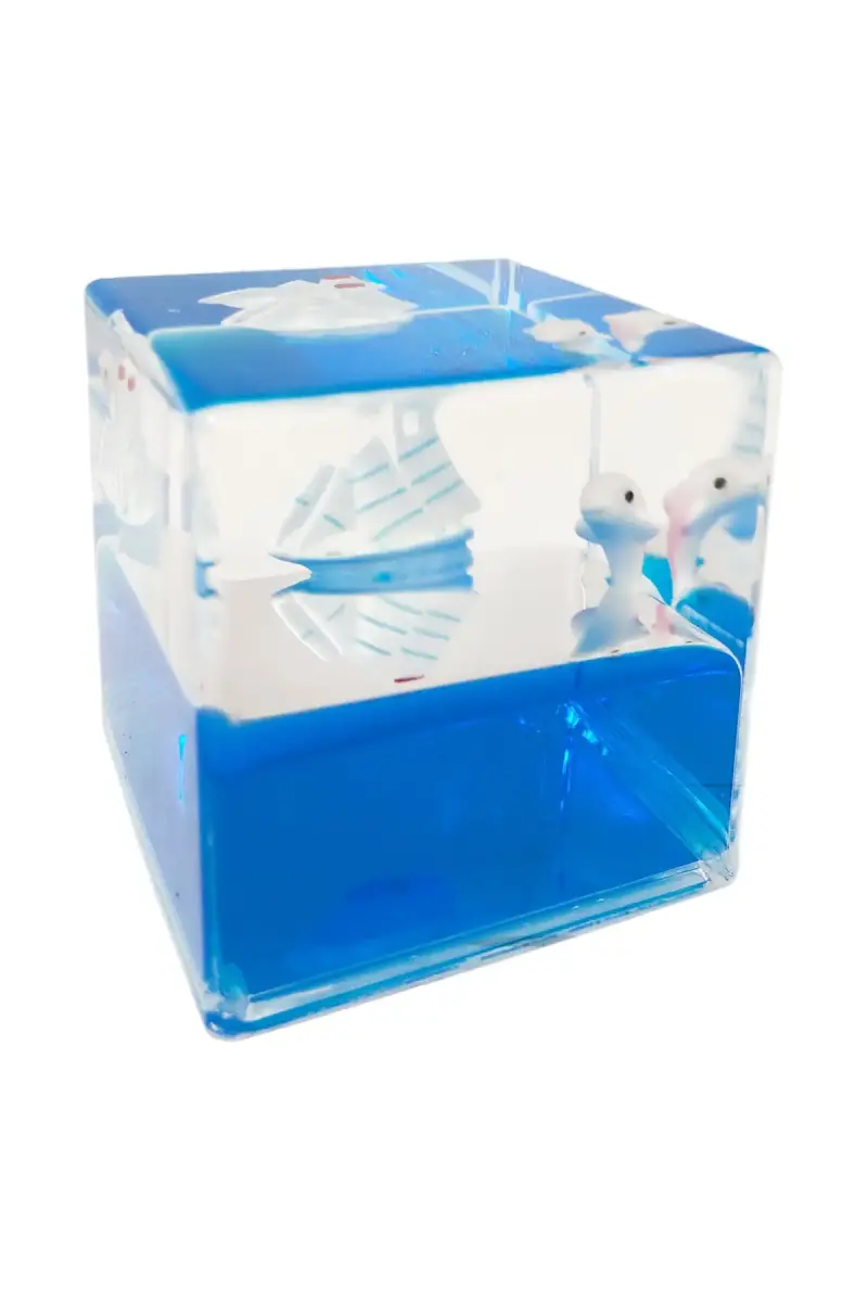 Giftzen Küp Şeklinde Batmayan Gemi - 1