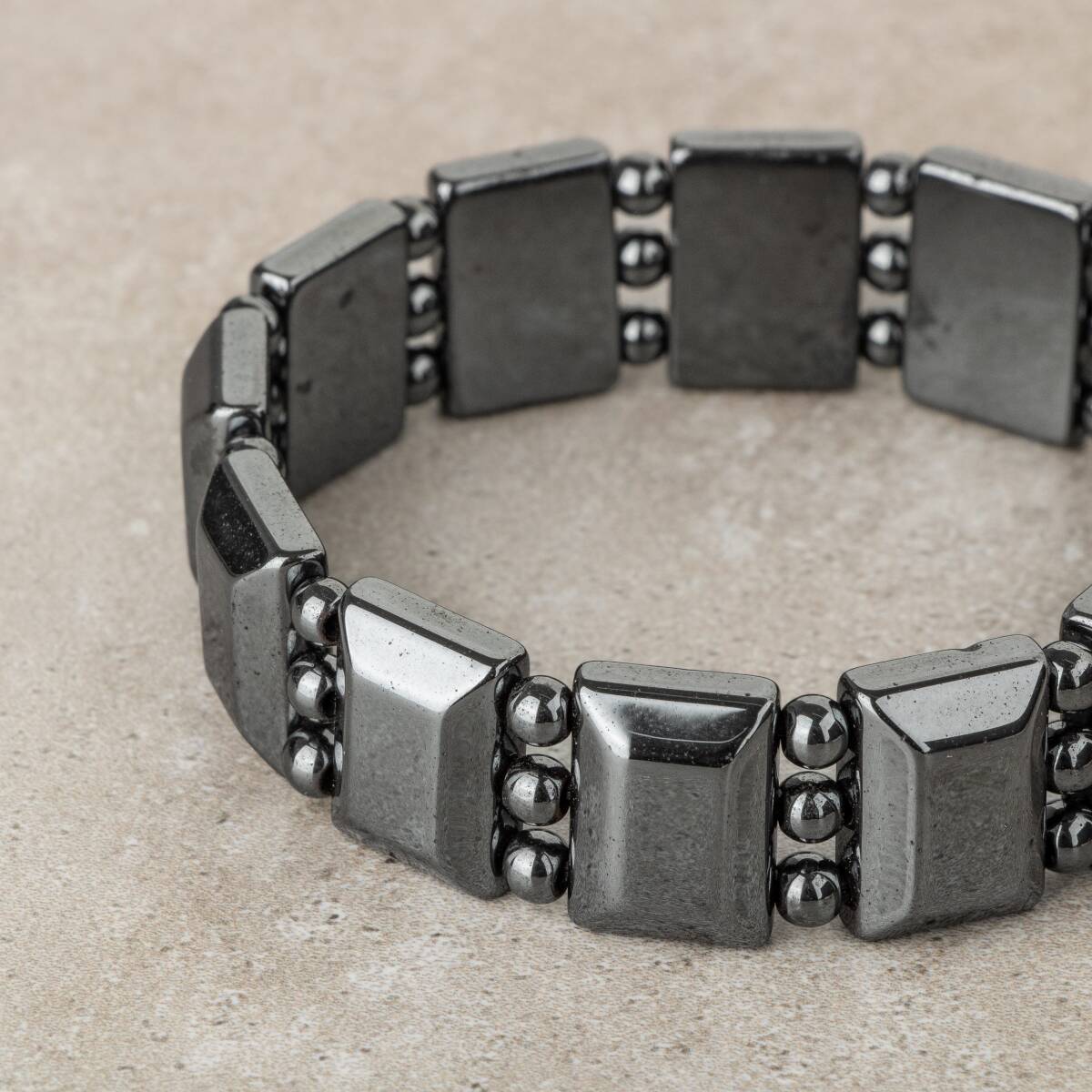 Hematit Doğal Taş Özel Kesim Geniş Kesim Bileklik - 3