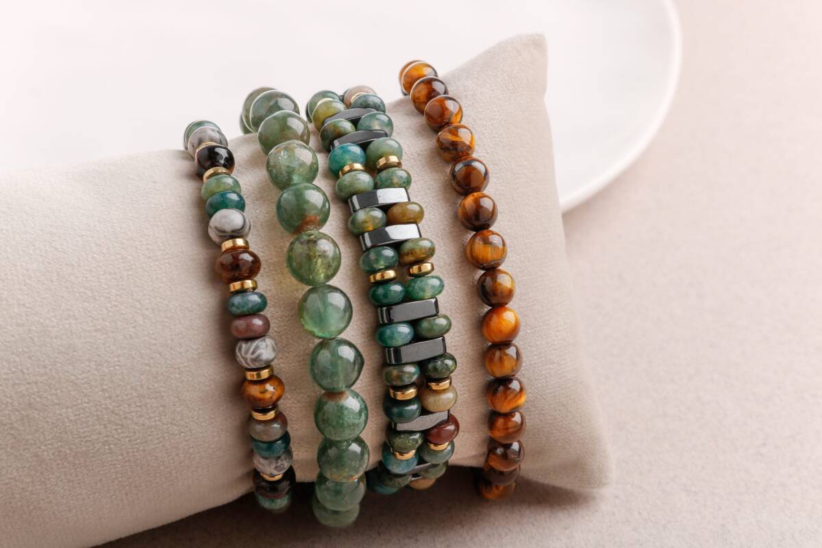 Hematit-Kan Taşı-Yeşil Apatit-Gri Jasper-Kaplan Gözü Erkek Doğal Taş Bileklik Seti - 1