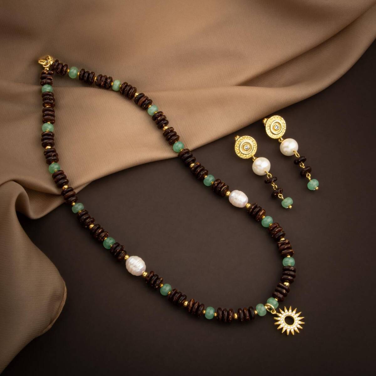 Hindistan Cevizi Kabuğu-Yeşil Aventurin-İnci Doğal Taş Gümüş Tasarım Kolye Küpe Seti - 1