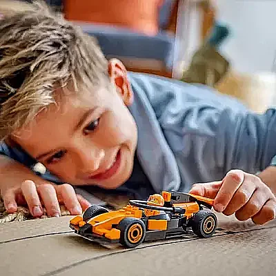 Lego City Mclaren Yarış Arabalı F1 Sürücüsü 60442 - 4