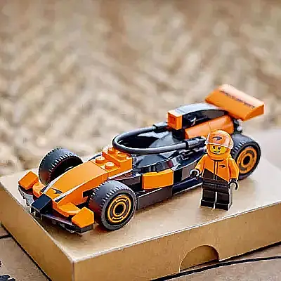 Lego City Mclaren Yarış Arabalı F1 Sürücüsü 60442 - 12