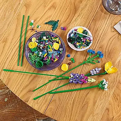 Lego Icons Kır Çiçekleri Buketi 10313 - 14