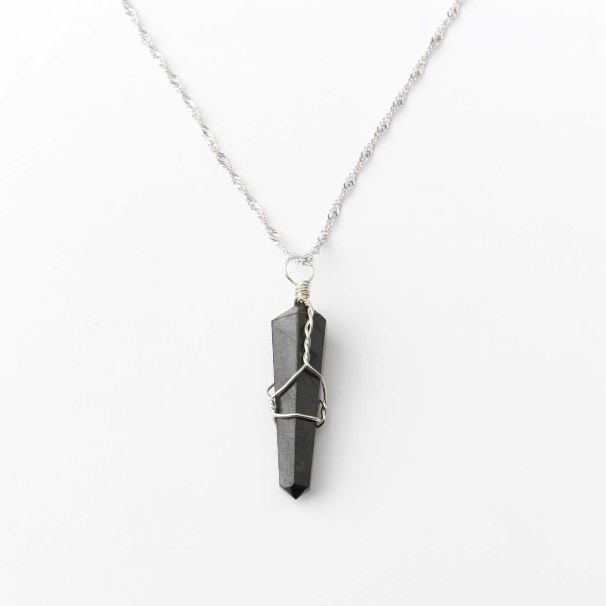 Obsidyen Doğal Taş Kolye Ucu 3x1 cm, Gümüş Zincir