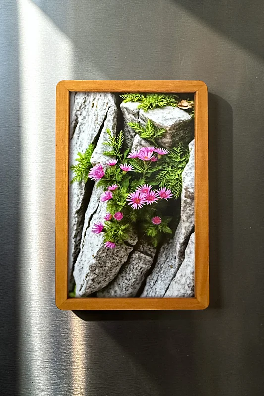 Pembe Çiçek MiniDekor Magnet Ayaklı 9*13,5 cm - Bemenda
