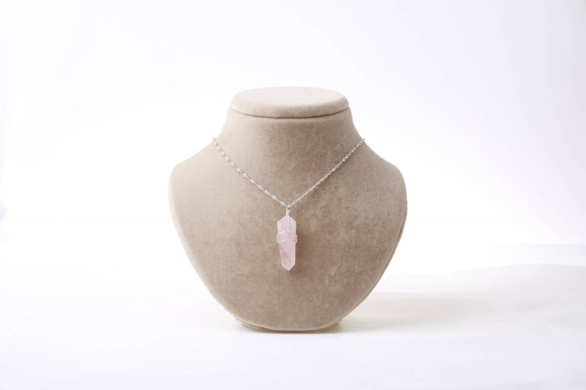 Pembe Kuvars Doğal Taş Kolye Ucu 3x1 cm, Gümüş Zincir - 3