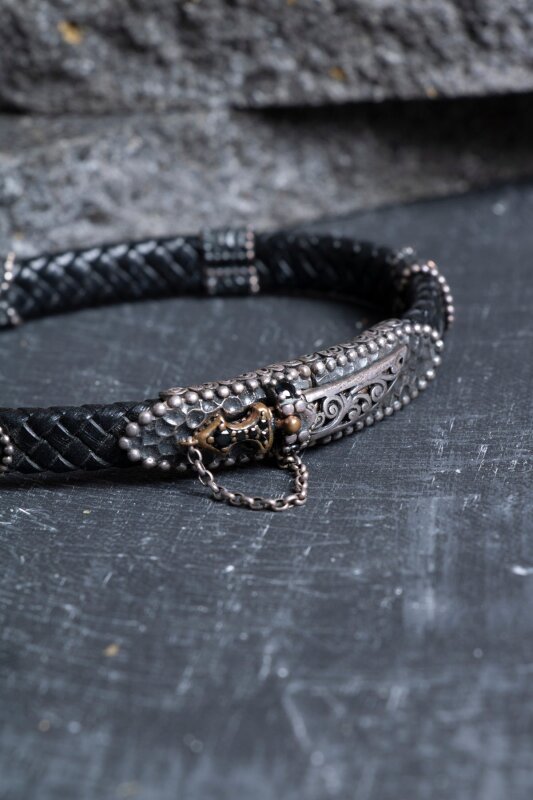 Sertifikalı El İşçiliği Gümüş Kılıç Detaylı Deri Bileklik (SK:198) - 5