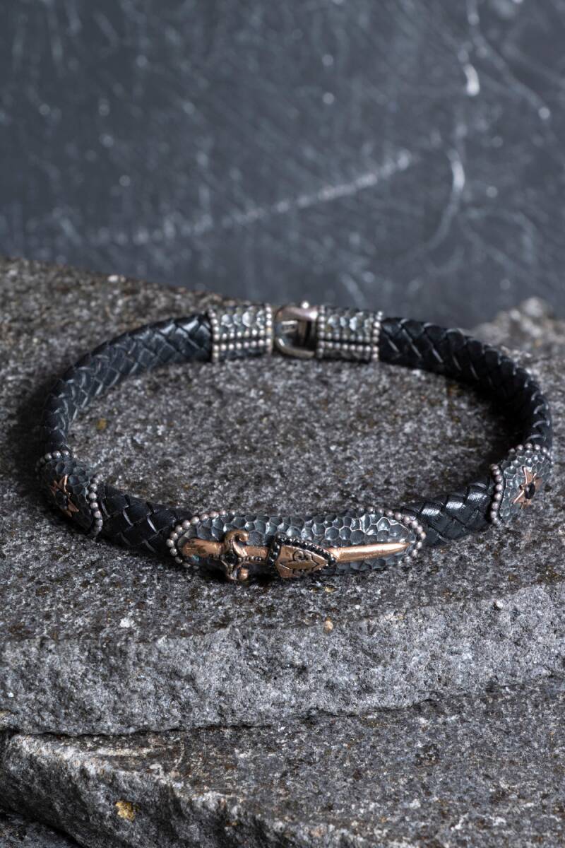 Sertifikalı Gümüş Kılıç Detaylı Deri Bileklik (SK:193) - 1