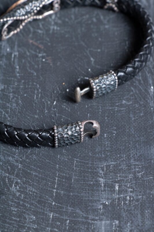 Sertifikalı Gümüş Kılıç Detaylı Deri Bileklik (SK:193) - 4